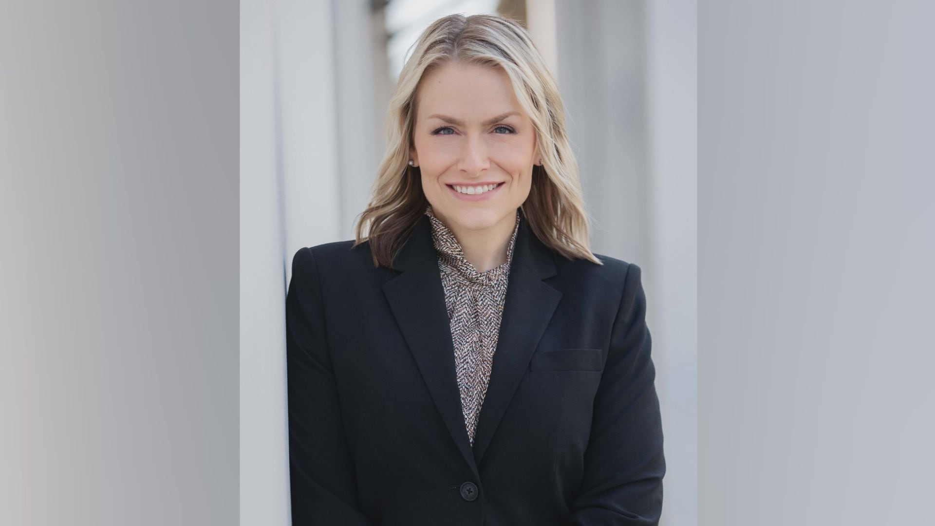 Bay County native Alicia Carothers sworn in as new judge after DeSantis appointment